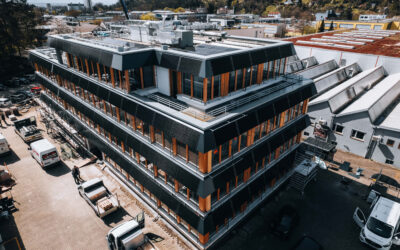 Gewerbeimmobilie mit PVT-Wärmepumpenkollektoren